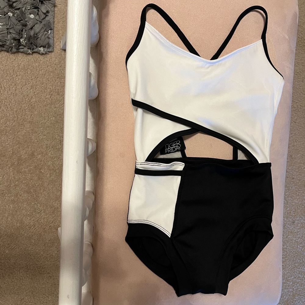 Tiger friday Leo size: Child extra large